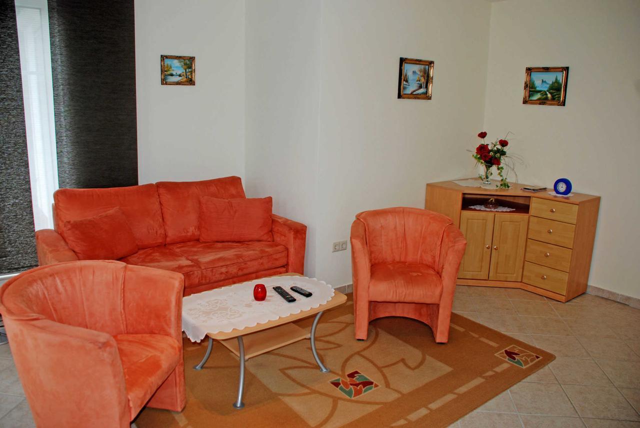 Ferienappartement Lisa Sellin  Екстериор снимка